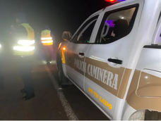 Investigan un trágico accidente en Uruguay que involucró a una camioneta con argentinos.