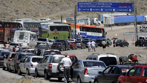 Colapsó el paso a Chile y algunos viajeros no alcanzaron a cruzar