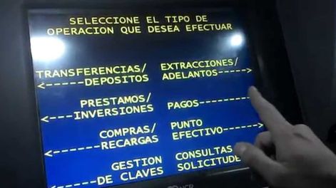 La mujer fue engañada por un grupo de hombres que, telefónicamente, le hicieron creer que eran empleados del banco y le pidieron que complete una transacción.