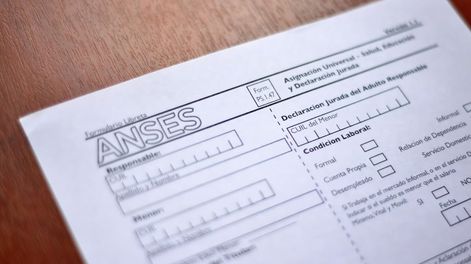 Libreta AUH de Anses: monto, cómo presentarla hoy online y cuándo se paga (Imagen ilustrativa)