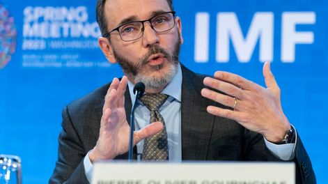 Los Andes | El director del departamento de investigaciones del Fondo Monetario Internacional, Pierre-Olivier Gourinchas, en Washington el 11 de abril de 2023. (AP foto/Jose Luis Magana)