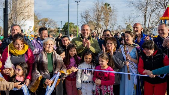 Stevanato inauguró la renovación integral del barrio San Eduardo