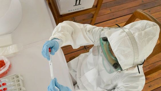 Argentina superó las 56.000 muertes por coronavirus. - Foto Orlando Pelichotti