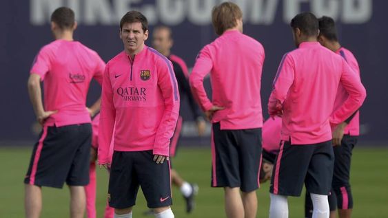 Messi va por Zarra y Barcelona, por la punta