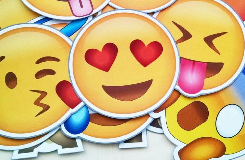 Reto viral: ¿quién encuentra en 5 segundos los 2 emojis iguales?