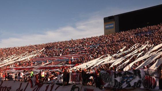El Malvinas podría recibir la Supercopa argentina entre River y Boca