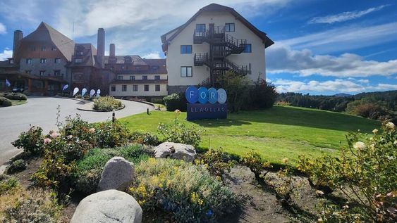 Foro empresarial en LLAO LLAO - Foto prensa