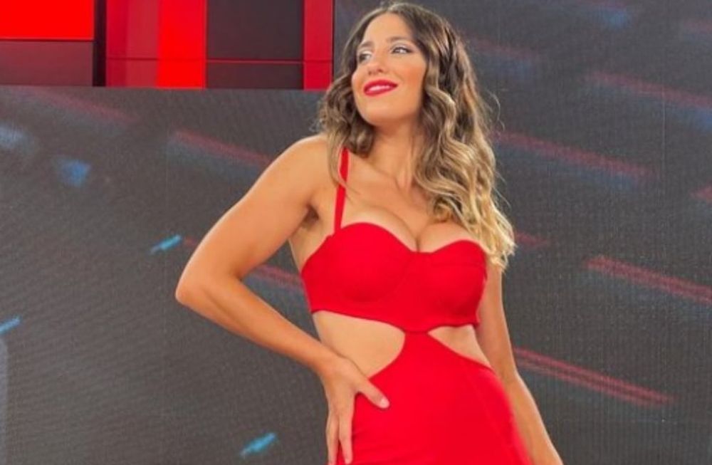 Cinthia Fernández aprovechó sus días de vacaciones para hacer publicidad en las redes.