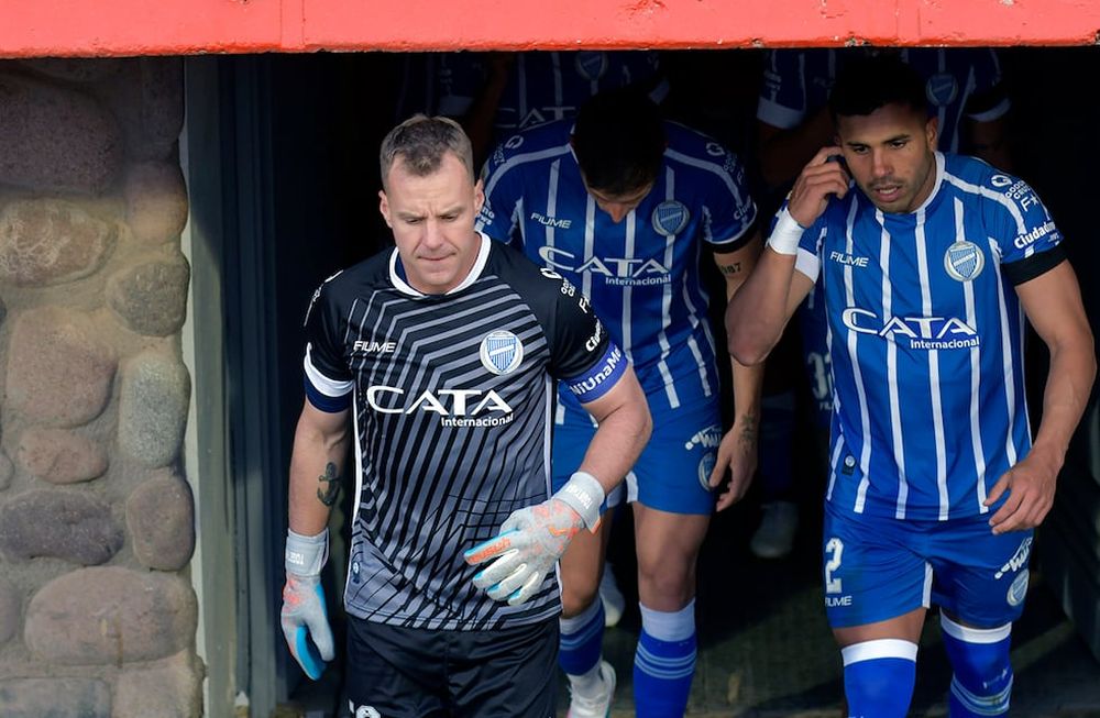 Salen a la cancha. Godoy Cruz intentará hacer valer la fortaleza que está teniendo en Mendoza, donde acumula siete partidos sin perder: cuatro victorias y tres empates. / Orlando Pelichotti.