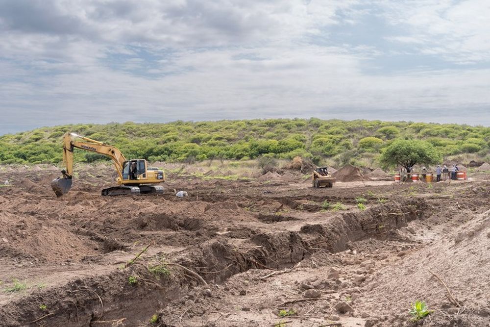 Los represores removían la tierra para ocultar evidencias. 