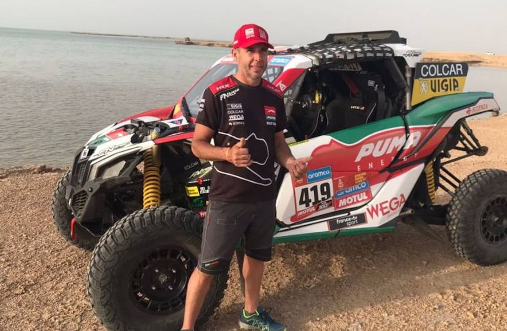 (Carburando en el Dakar)