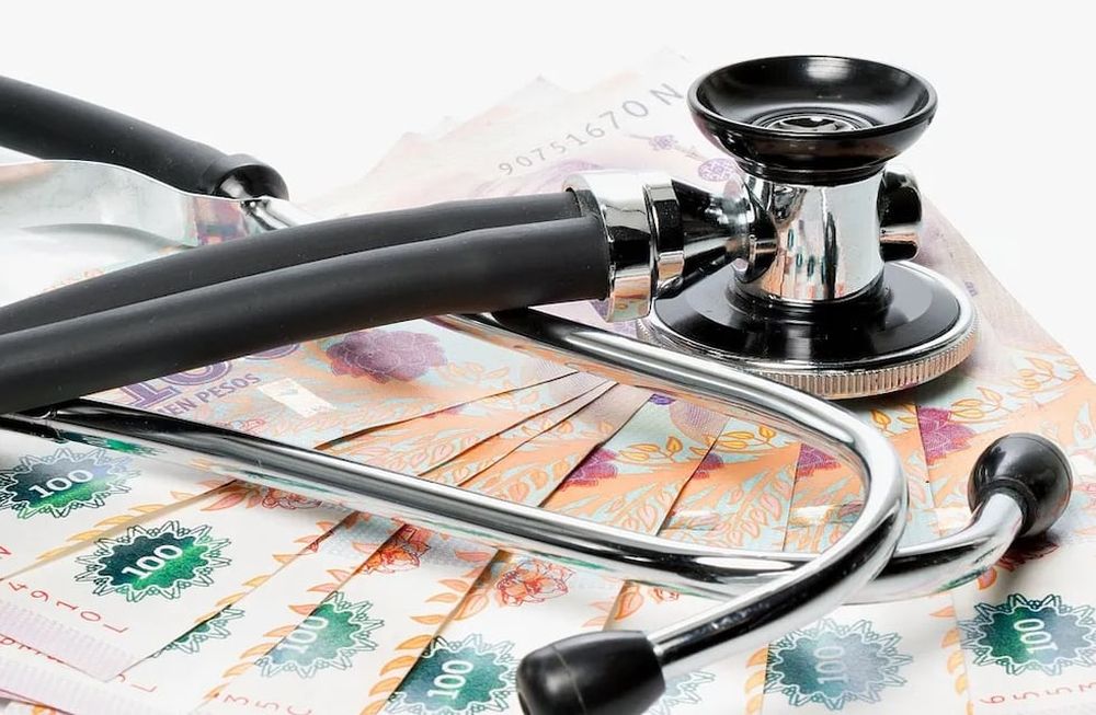 Nuevo fallo judicial contra el aumento de las prepagas y van tresLa medida de un juez dispuso retrotraer el valor de las cuotas que Galeno cobra a un jubilado. Esta semana se conocieron dos más