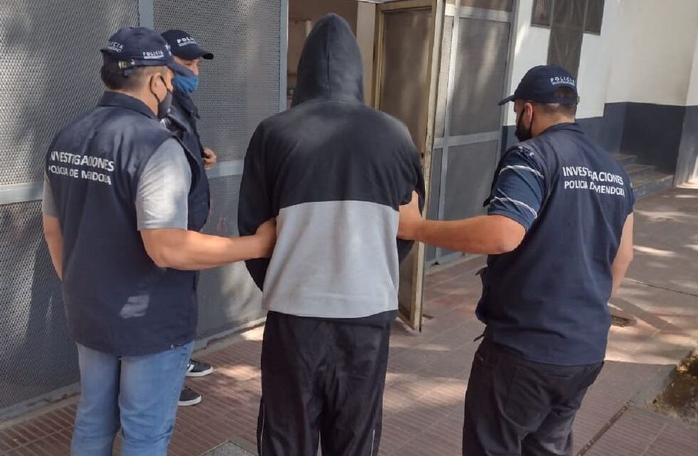 El hombre fue trasladado desde Jujuy a Mendoza - Prensa Ministerio de Seguridad