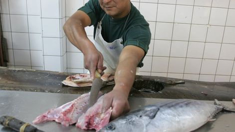 Semana Santa llega con el pescado 40% más caro respecto al año pasado: precios y opciones