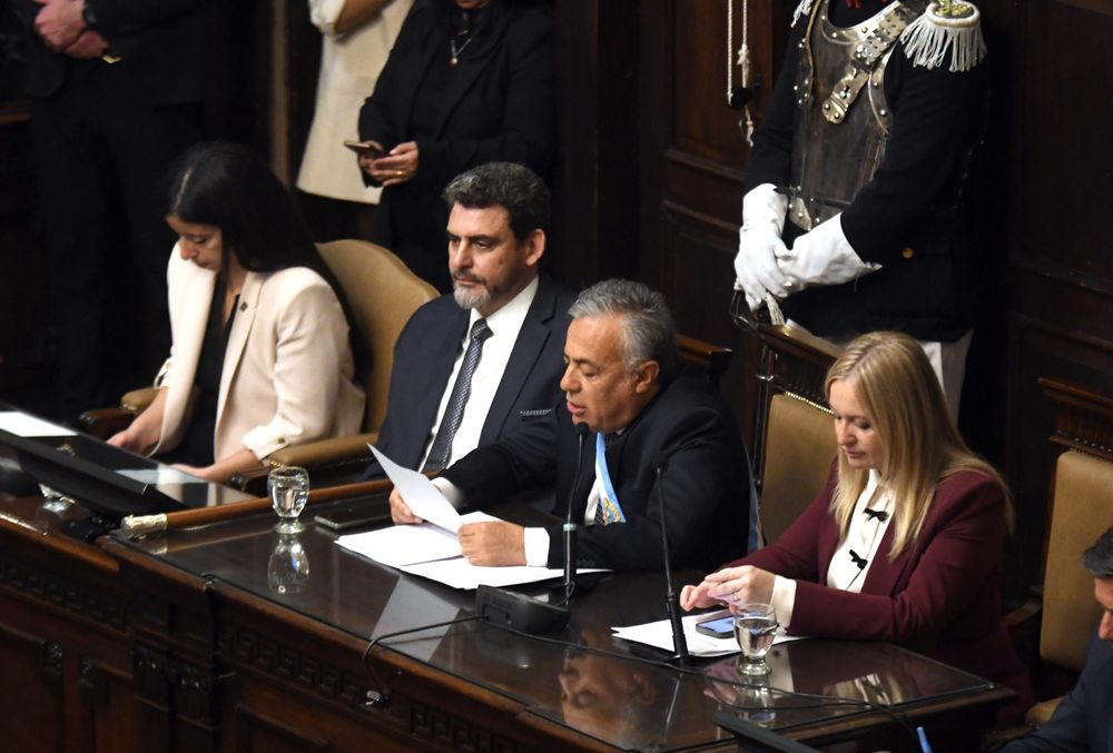 En el marco de la Apertura del 185° periodo legislativo de sesiones ordinarias, el gobernador Alfredo Cornejo dio un lugar clave en su discurso al tema de la Educación