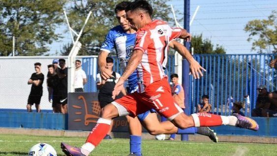 Atlético Club San Martín sumó su tercera derrota consecutiva jugando afuera de casa. Perdió por 2-0 con Argentino de Monte Maiz. / Gentileza.