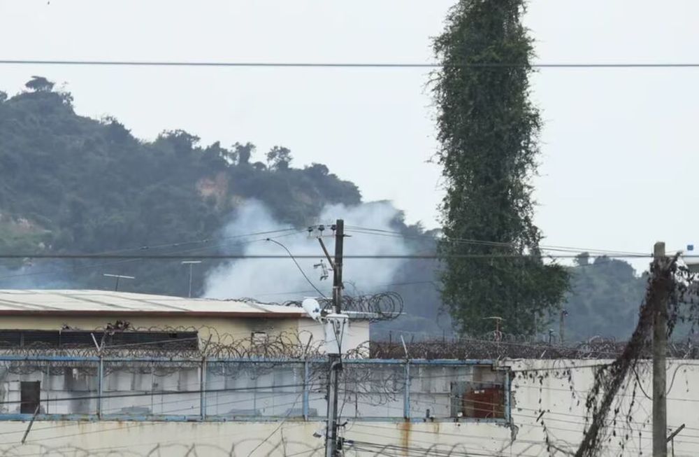 Desde el fin de semana se registraron violentos episodios en la Penitenciaría del Litoral, Ecuador. En Guayas, cárcel de Guayaquil, se registraron seis muertos y once heridos. Foto: EFE / Jonathan Miranda