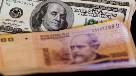 Dólares o pesos en Plazo Fijo, ¿en qué conviene ahorrar?