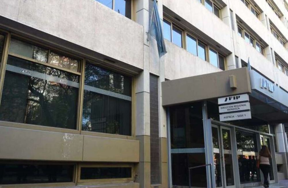 Un nuevo proyecto de ley podría traer un alivio a monotributista mendocinos.