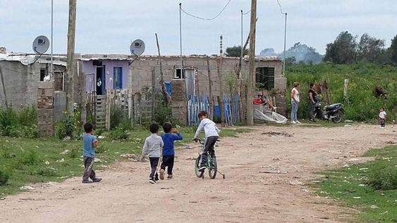 La Universidad Maza convoca a empresarios para que chicos sin recursos puedan estudiar