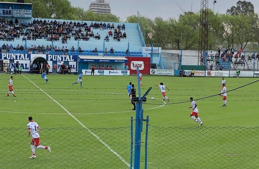 En la última pelota, Huracán perdió en su visita a Estudiantes de Río Cuarto