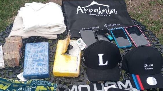 estafaban con transferencias truchas y cuando los detuvieron en san rafael tenian 2 kilos de cocaina
