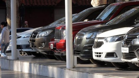 Cada vez es más caro transferir o registrar un auto