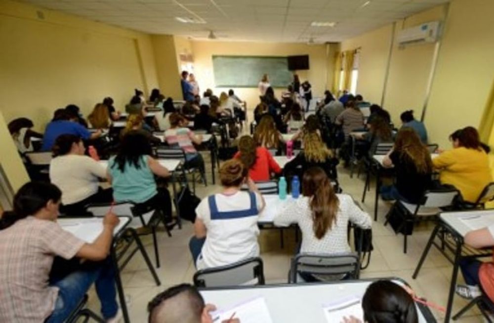 Mendoza ampli&oacute; su oferta de Educaci&oacute;n Superior a partir del ciclo lectivo 2026: la Direcci&oacute;n General de Escuelas (DGE) incorpor&oacute; nuevas carreras que ser&aacute;n reconocidas en toda Argentina.