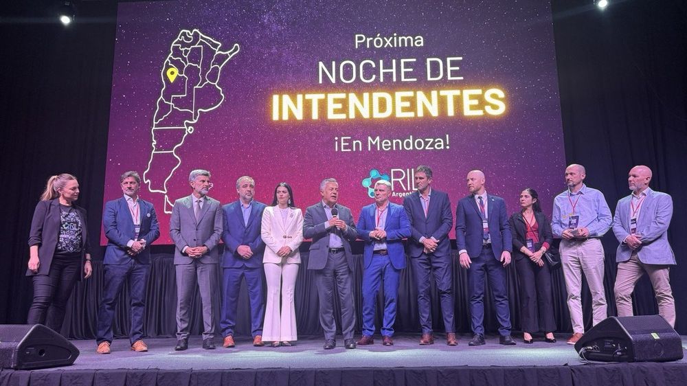 El anuncio fue realizado por Alfredo Cornejo durante el evento organizado por la Red de Innovación Local en Rosario. Municipios de la provincia fueron distinguidos por sus políticas de gestión.