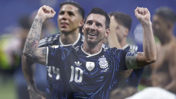 La emotiva carta que Enzo Fernández le escribió a Lionel Messi cuando tenía 15 años.