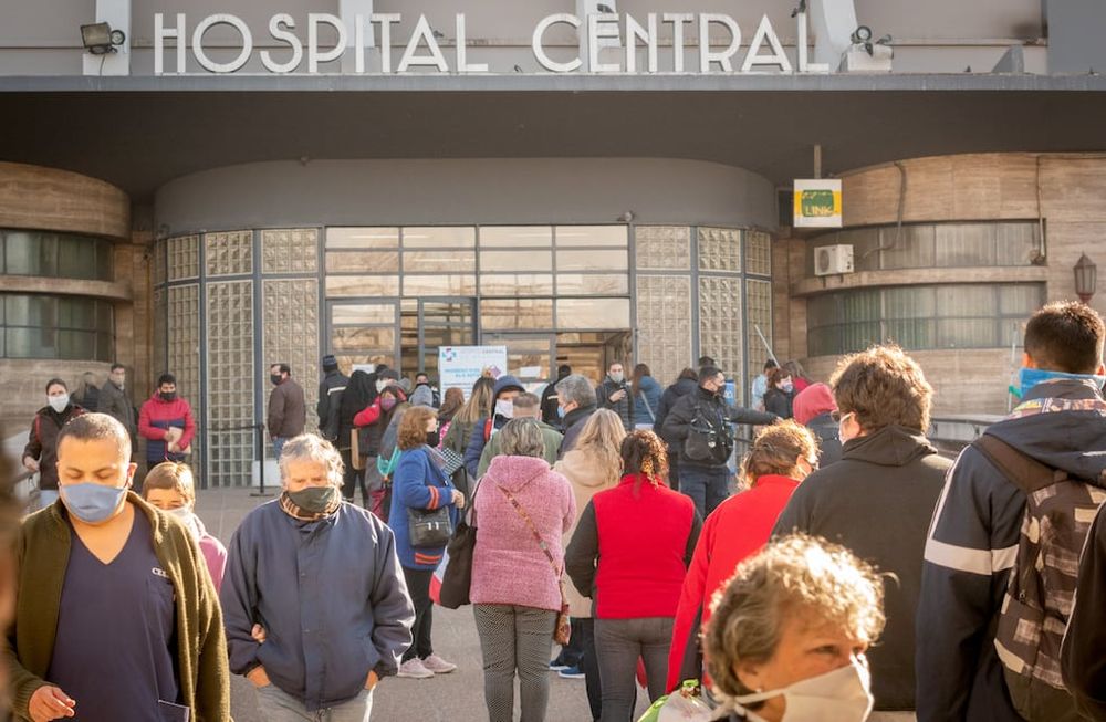 La posibilidad que una persona se infecte nuevamente con el SARS-Cov-2, plantea muchos interrogantes. Foto: Orlando Pelichotti / Los Andes