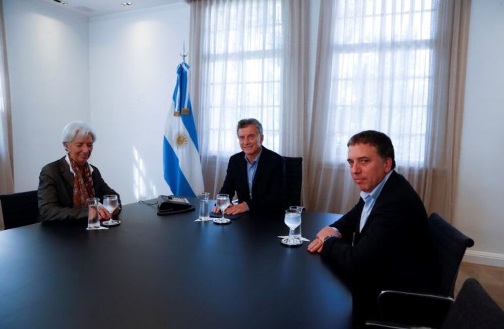 Mauricio Macri, Nicolás Dujovne, y la ex directora del Fondo Monetario Internacional (FMI), Christine Lagarde, en marzo de 2018.