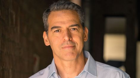 Gustavo Sánchez, gerente de enología de Familia Millán, destaca la versatilidad del terroir argentino para elaborar espumantes de calidad internacional.