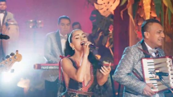 El video clip de Lali Espósito y Los Ángeles azules es furor en las redes