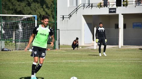 Los Andes | El Topo Meritello marcó su primer gol de la temporada, donde el Lobo logró su primera victoria en el torneo frente a Deportivo Madryn.