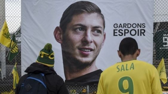 Condenaron a las dos personas que difundieron las fotos del cadáver de Emiliano Sala