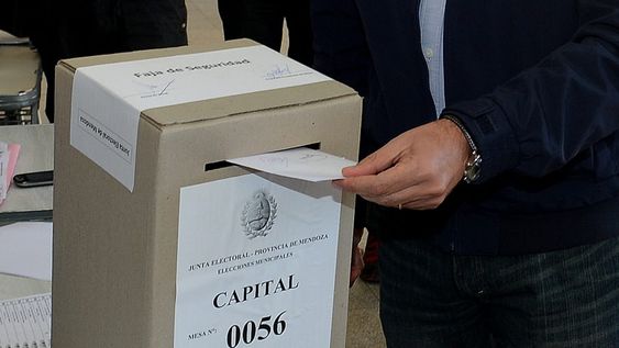 los candidatos a concejales de la ciudad compartieron sus datos en la plataforma vota informado