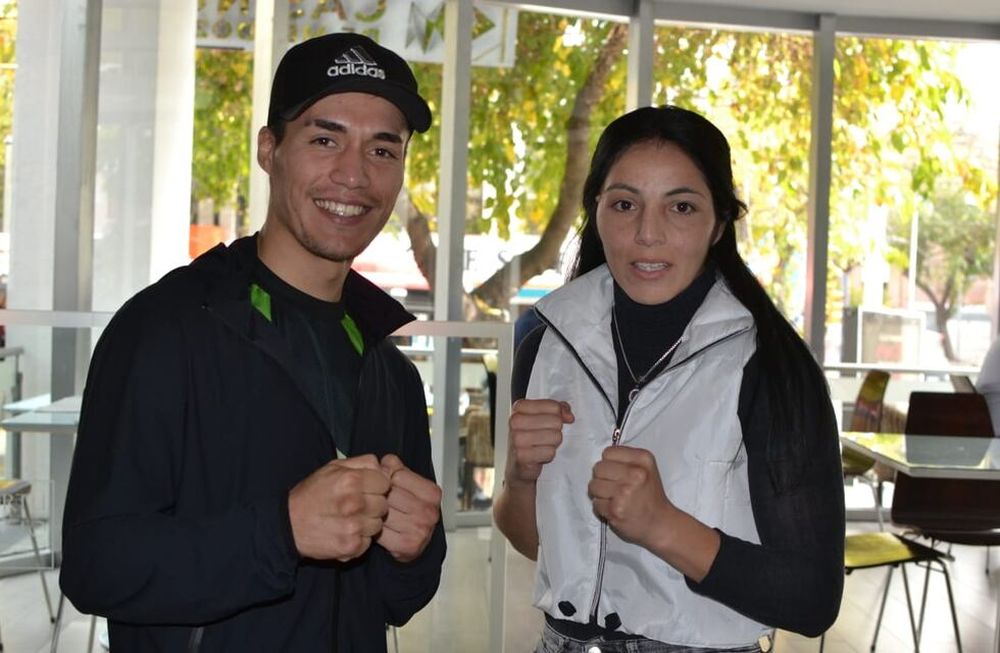 Este viernes Junín se viste de boxeo del grande: Maxi Segura defiende el Sudamericano y busca el Argentino, y Karen Alaniz busca la faja de campeona argentina. / Gentileza.