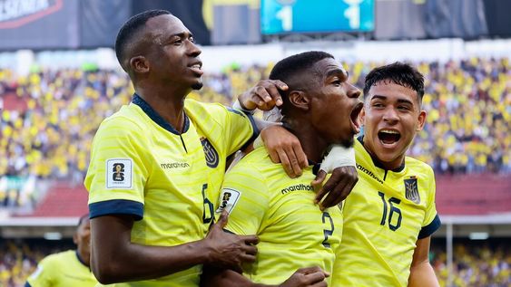 Ecuador le ganó 2-1 a Uruguay con goles de Félix Torres por dos oportunidades y Canobbio para Uruguay, por la segunda fecha de las Eliminatorias Sudamericanas. / Gentileza.