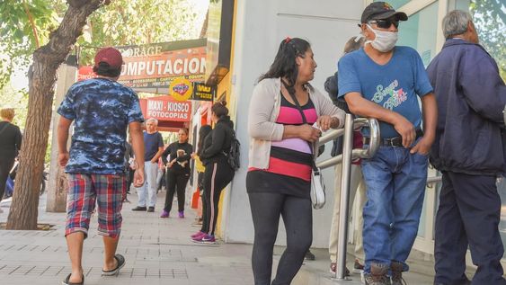Repro 2: Nación cubrirá hasta $22.000 de los salarios de marzo