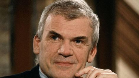 Murió a los 94 años el icónico escritor Milan Kundera (Web)