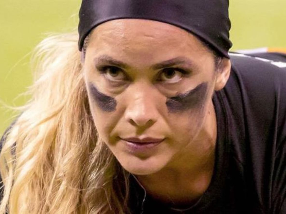 Una abogada mendocina es la primera argentina en jugar fútbol americano profesional