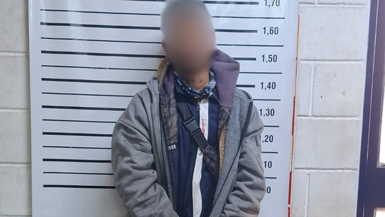 Ingresó a robar a un domicilio en Las Heras, se escondió en el baño y fue atrapado por la Policía