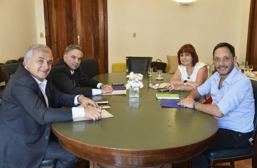La dirigencia de Juntos por el Cambio coincide en favorecer la votación del acuerdo con el FMI para no empujar a la Argentina al default.