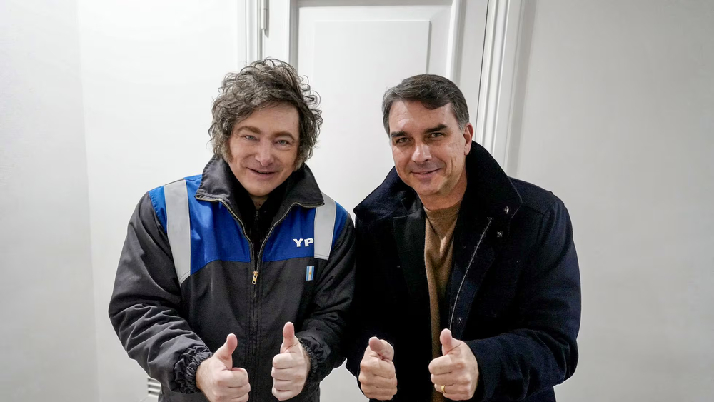 Javier Milei viajará a Brasil para respaldar la candidatura de Flavio Bolsonaro