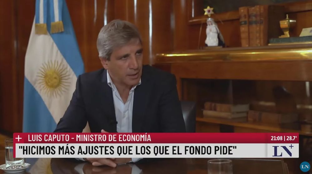 El ministro de Economía descartó un cimbronazo del dólar y explicó que la situación monetaria es robusta para evitar subas descontroladas.