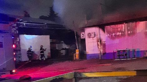 Incendio en un depósito municipal de servicios públicos de Maipú / Gentileza