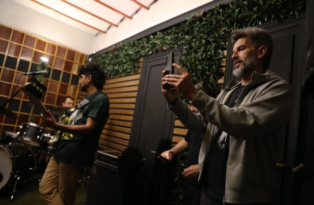 Todo listo para el gran tributo a Charly y “Clics Modernos”, este domingo