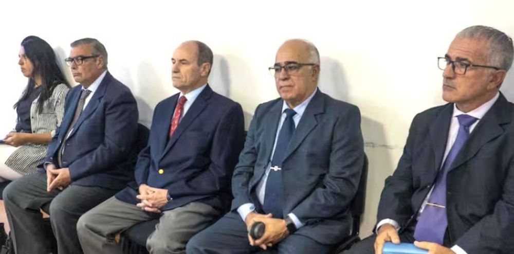 Los acusados por el hundimiento del del submarino ARA San Juan durante el juicio.