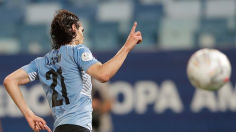Los Andes | Cavani anotó de penal el 1-0 para Uruguay ante Paraguay. (Foto: AP)